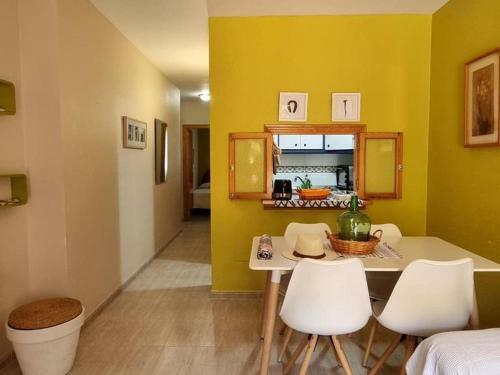 Restful Apartment In Andalucia With Shared Swimming Pool