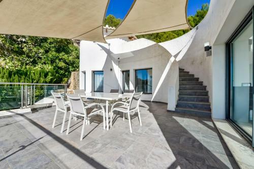 Luxury Villa With Sea View