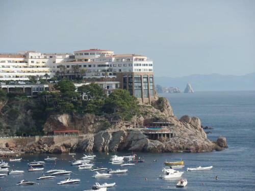 Apartamento Cap Sa Sal Begur Primera L�nea de Mar Con Terraza
