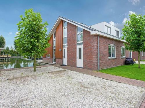 Nice House With Dishwasher, Not Far From Amsterdam
