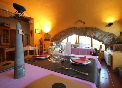 Hotel Hostal Centre Del Montsec