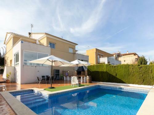 Holiday Home Poblamar