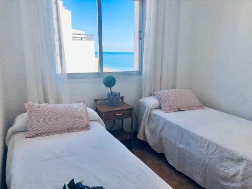 Apartamento Primera Linea de Playa Ancora
