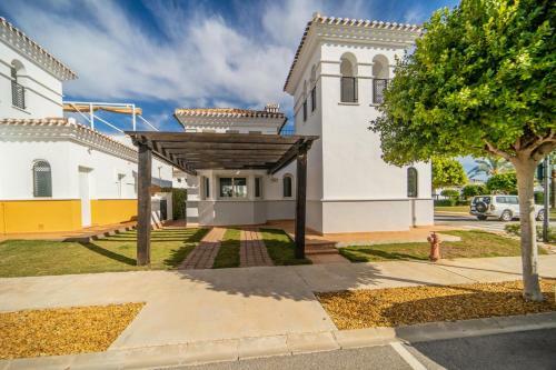 Villa Mit Privatem Pool, Zentrumsnah