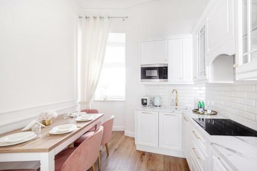Apartament Golden Place