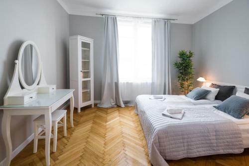 Florianska Deluxe Apartments With Air Condition