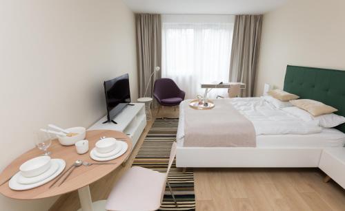 Apartamenty Hello Halicka 5