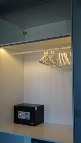 Black Line Apartment