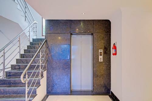 Hotel Collection O 83511 Skyry Residency