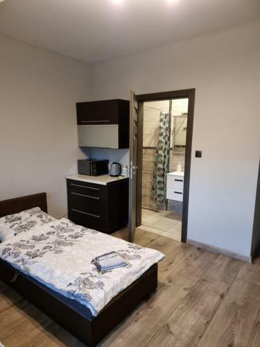 Hostal Noclegi 24/h Leszczynek
