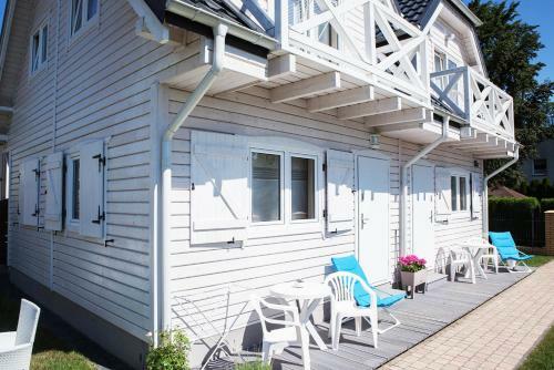 Apartamento Bia?y Domek (White House)
