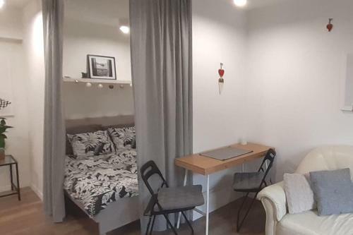 Przytulny Apartament W Centrum Legnicy