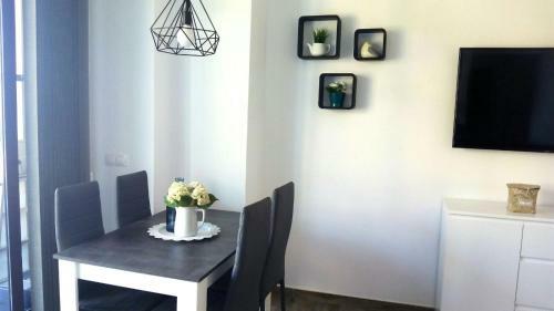 Apartamento El Bajondillo, 1� L�nea de Playa