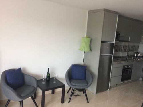 R&e Apartments