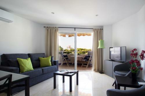 R&e Apartments