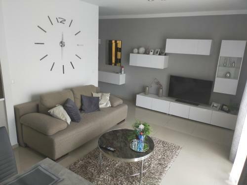 Apartament- Have A Nice Day