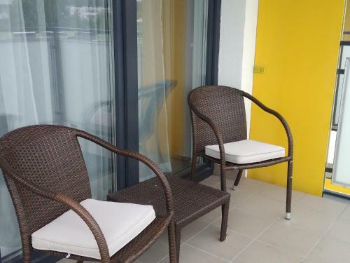 Apartament- Have A Nice Day