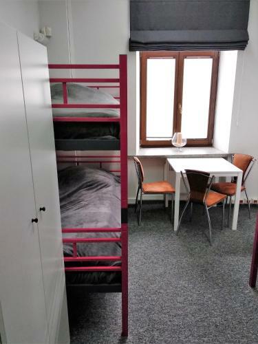 Rodmos Hostel