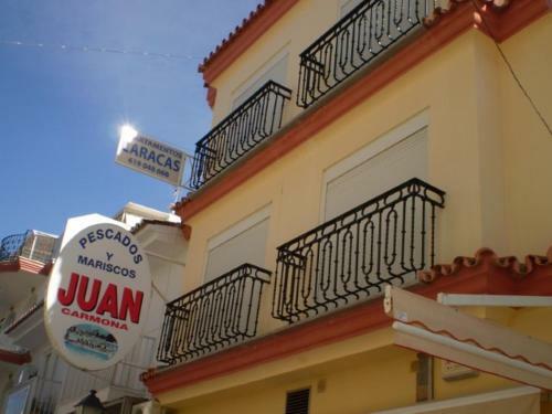 Apartamentos Leonor Y Caracas