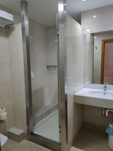 Apartamentos Leonor Y Caracas