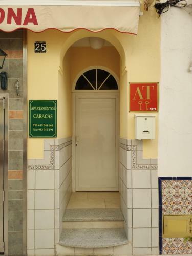 Apartamentos Leonor Y Caracas