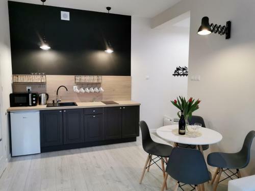 Charming Apartment In The City Centre, ?�d?