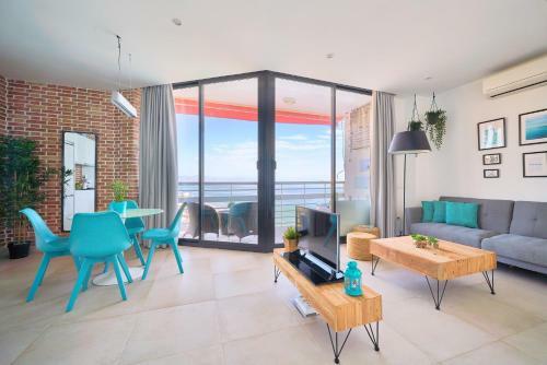Balc�n Al Mar Apartment Direct Access To The Beach