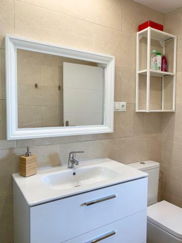Apartamento Malagadevacaciones - La Carihuela Palace