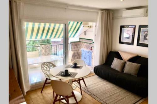 Torremolinos Seaview Apartment 20