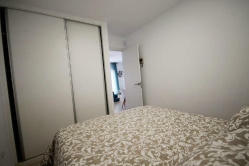 Apartamento Piso En Carihuela Palace