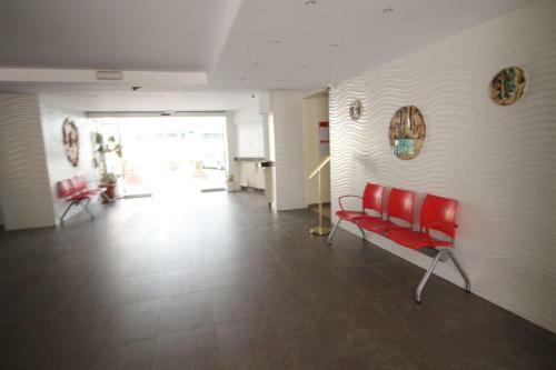 Apartamento Piso En Carihuela Palace