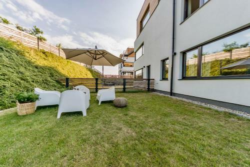 Apartament Nadmorski Z Ogr�dkiem