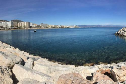 Apartamento Carihuela Front Beach