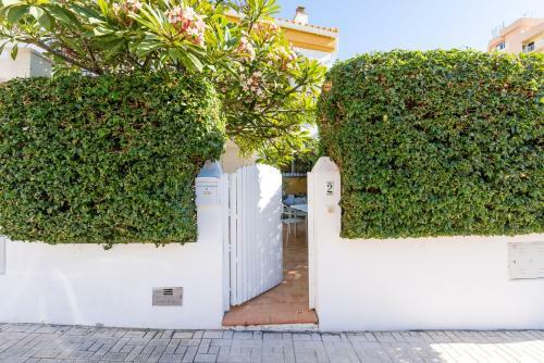 La Rosa Home