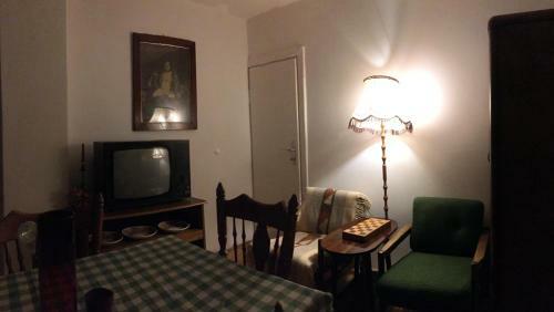 Topolowa 16- Apartament W Stylu Prl