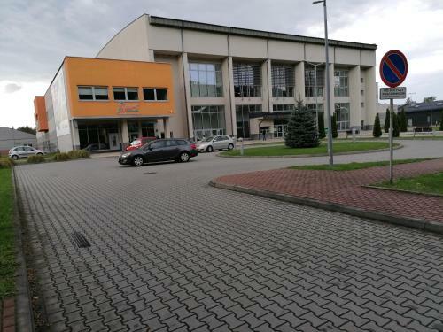 Pokoje Nad Rab?