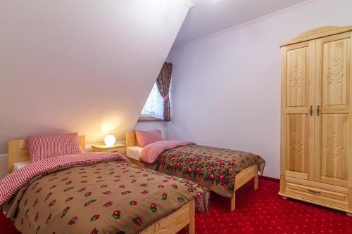 Folk Resort Domki I Apartamenty