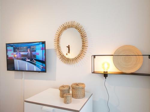 Short Stay Beach Apartment II