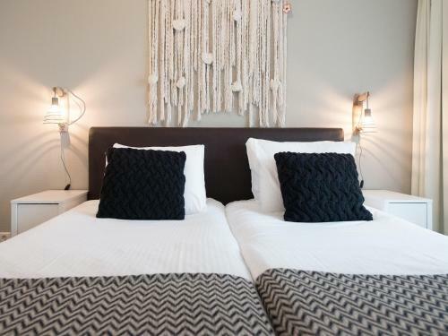 Short Stay Beach Apartment II