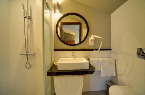 Hotel Restauracja Retro & Oak Rooms