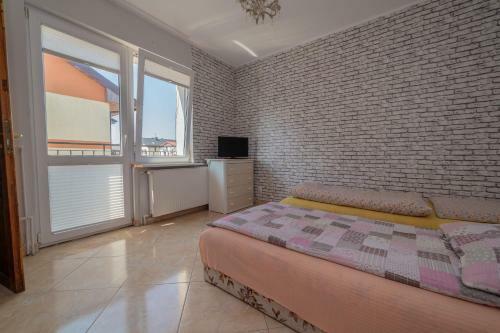 Hostal Bursztynek Podr�?? Mielno
