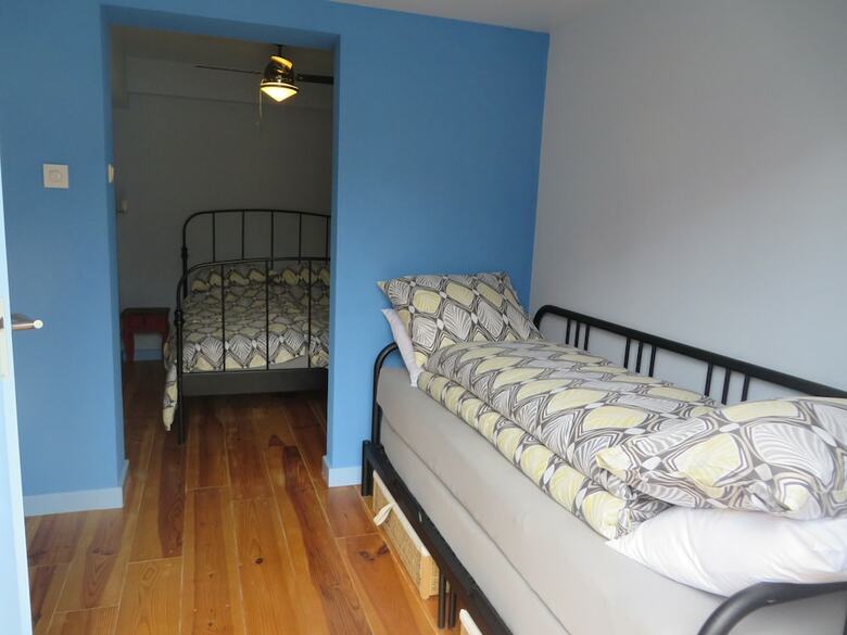 Hostal Pension Sixtysix