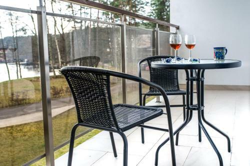 Apartament Per?a A11 Nad Pi?knym Jeziorem Pluszne