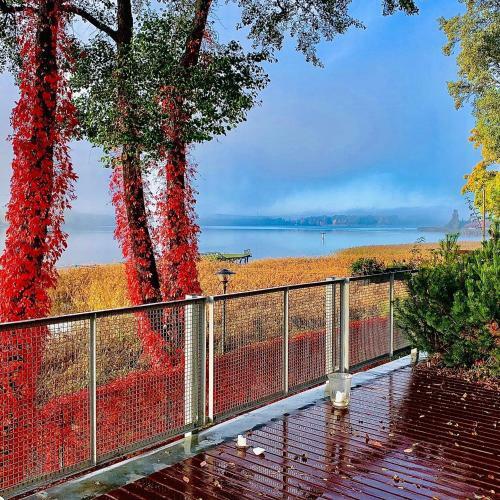 Lake View Ostr�da Luxury Apartment