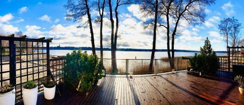 Lake View Ostr�da Luxury Apartment
