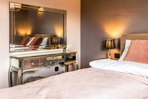 H&g Boutique Apartments