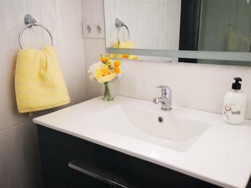Apartamento 3 Bedroom 150 M From The Beach