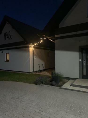 48c Domki Letniskowe I Apartament