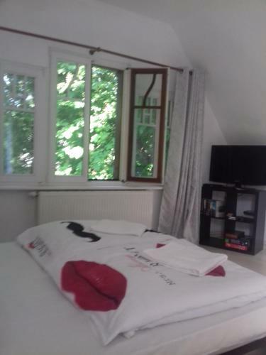 Bia?y Apartament
