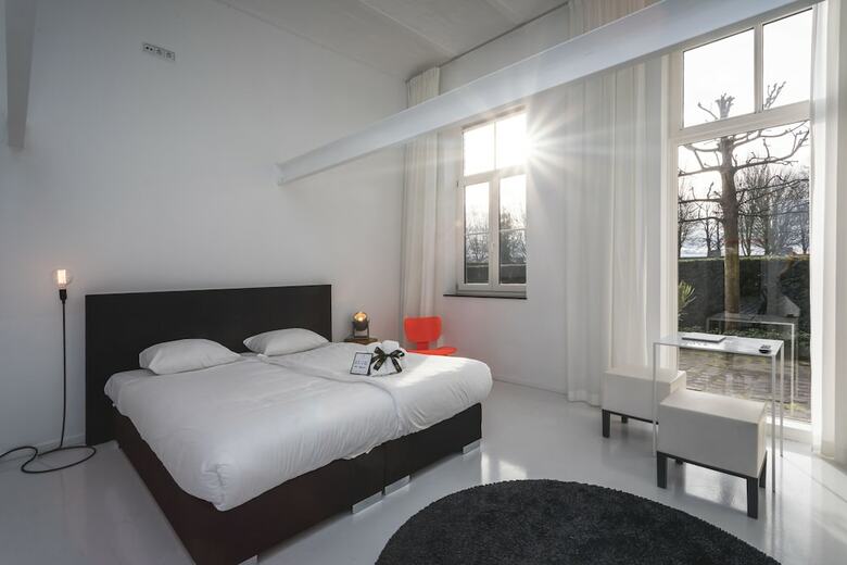 Hotel Hoogenweerth Suites